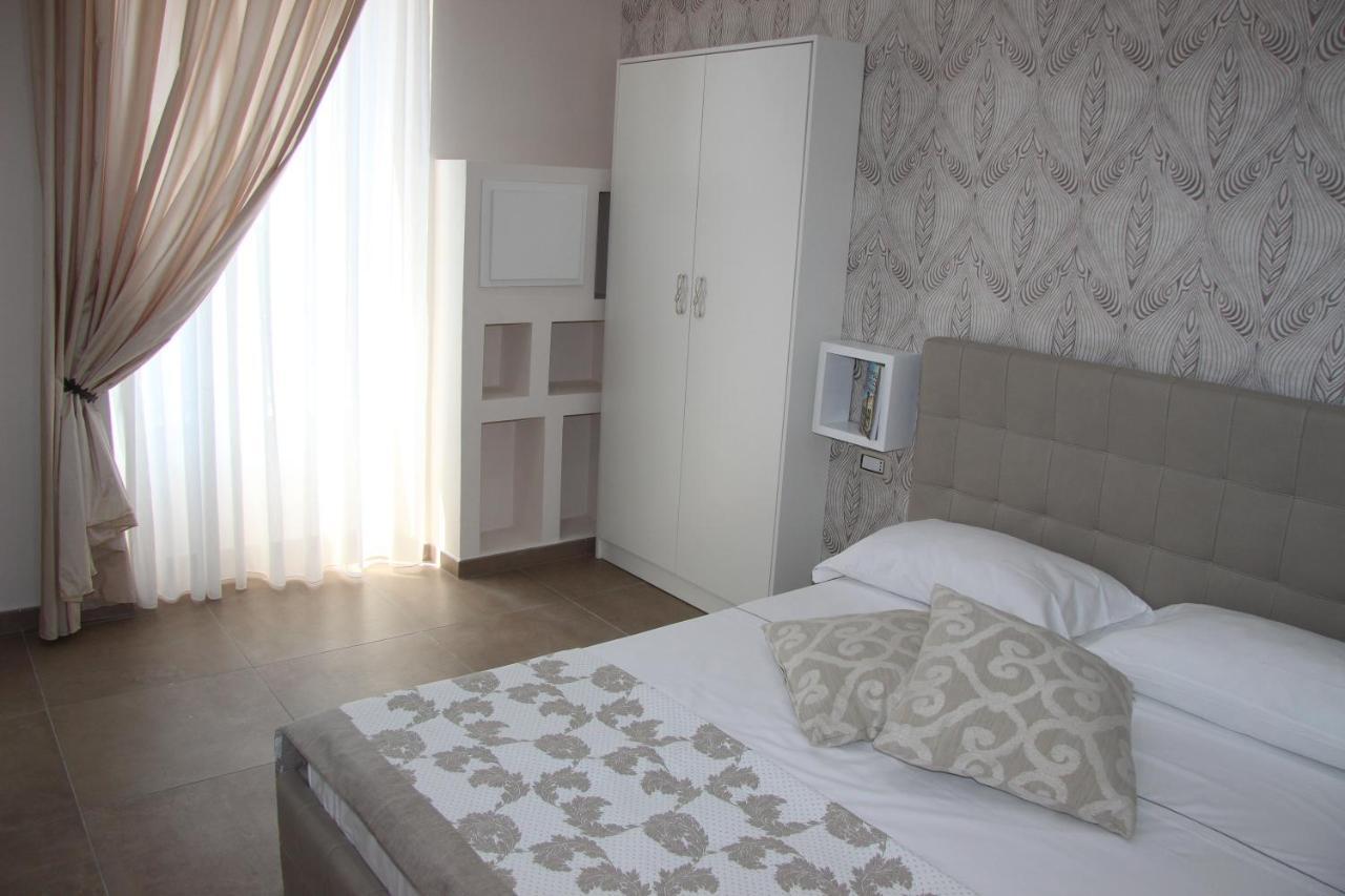 Philip Royal Bed and Breakfast Napels Buitenkant foto