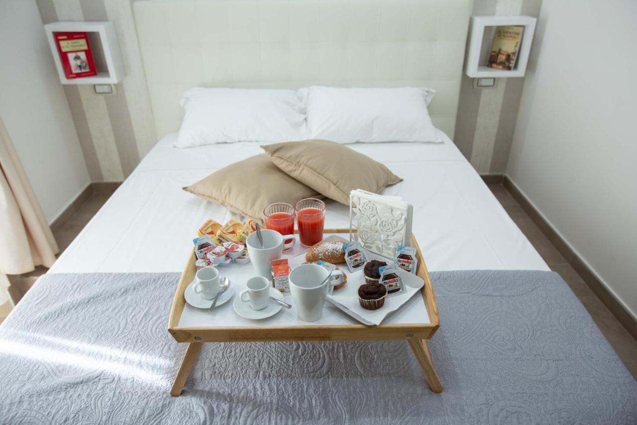 Philip Royal Bed and Breakfast Napels Buitenkant foto